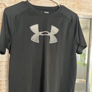 Yxl under armour shirt